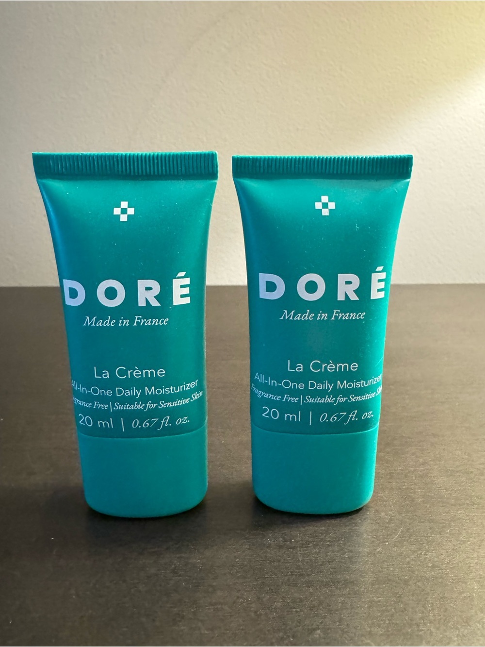 Dore La Creme All In One Daily Moisturizer 20 ml .67 oz Travel Size NEW X2
